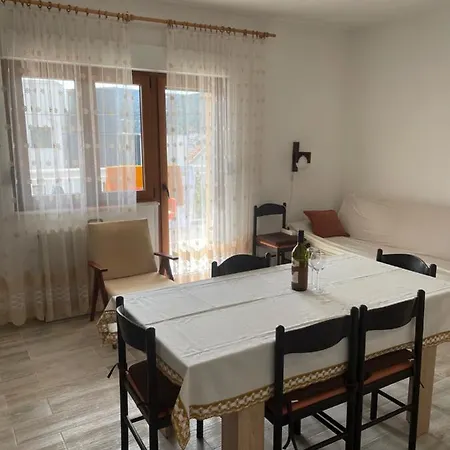 Palada House With A Private Pool Apartment Marina