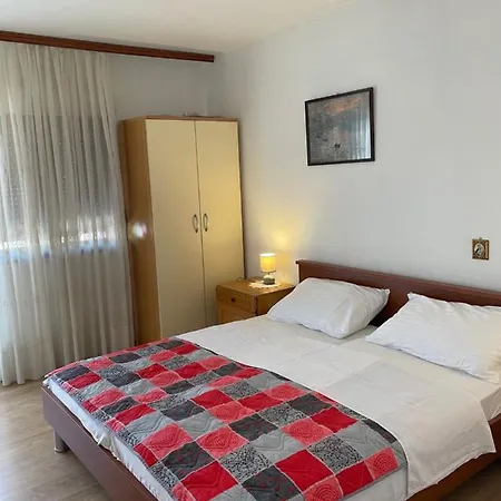 Apartamento Palada House With A Private Pool