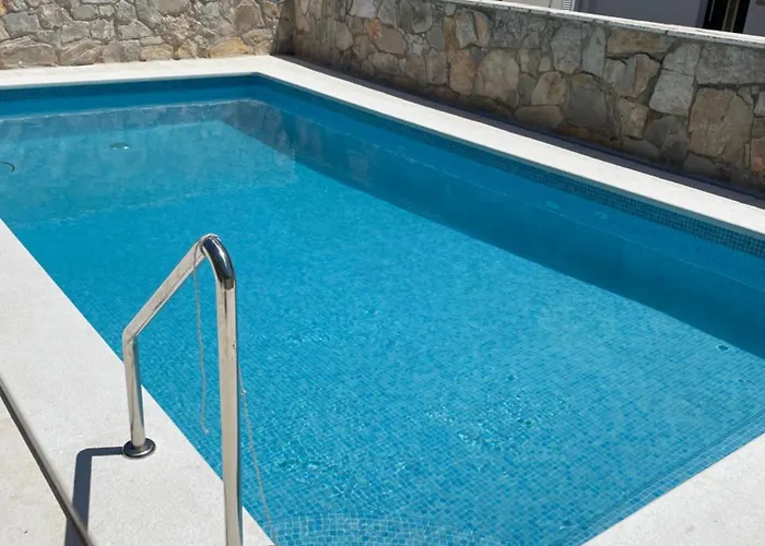 Apartamento Palada House With A Private Pool