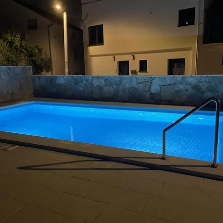 Palada House With A Private Pool Marina (Bossoglina)