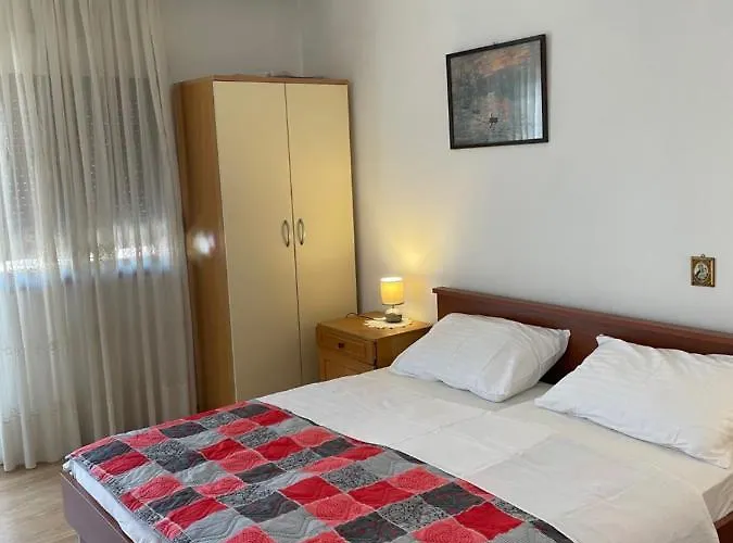 Apartman Palada House With A Private Pool